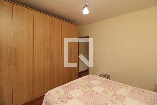 Quarto 1 de casa à venda com 2 quartos, 90m² em Burgo Paulista, São Paulo