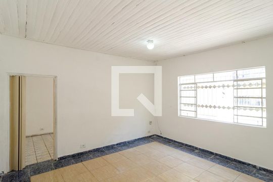 Casa à venda com 2 quartos, 65m² em Vila Babilonia, São Paulo