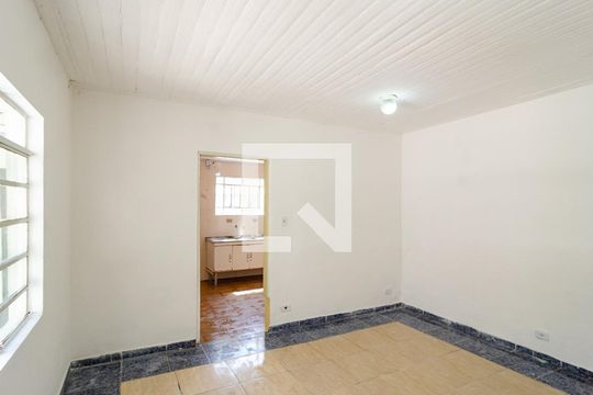 Sala de casa à venda com 2 quartos, 65m² em Vila Babilonia, São Paulo