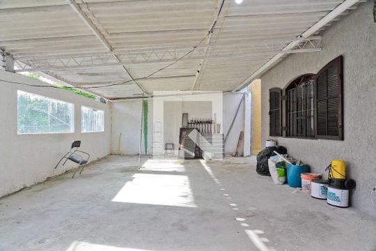 Varanda de casa à venda com 3 quartos, 200m² em Vila Carbone, São Paulo