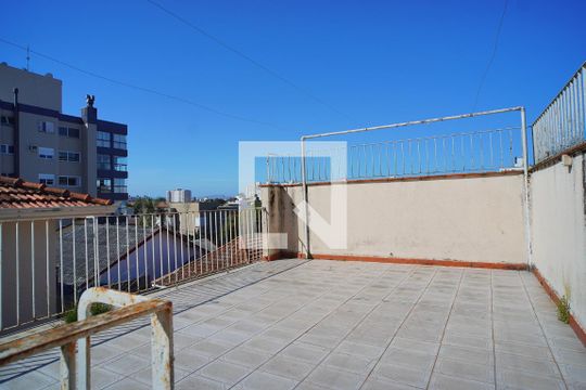 Terraço de casa à venda com 3 quartos, 450m² em Jardim Lindóia, Porto Alegre