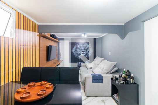 Sala de apartamento para alugar com 2 quartos, 45m² em Cidade Ademar, São Paulo