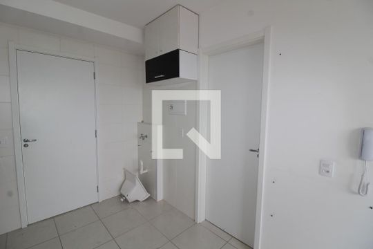Área de Serviço de apartamento para alugar com 1 quarto, 26m² em Jardim Planalto, São Paulo