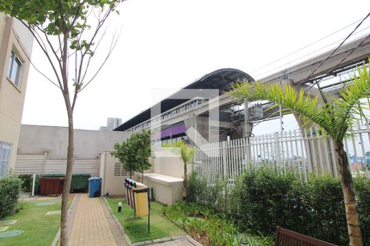 Área comum  de apartamento para alugar com 1 quarto, 26m² em Jardim Planalto, São Paulo