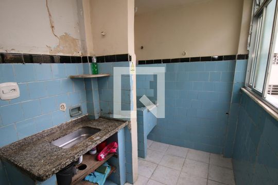 Cozinha de apartamento à venda com 1 quarto, 33m² em Tomás Coelho, Rio de Janeiro