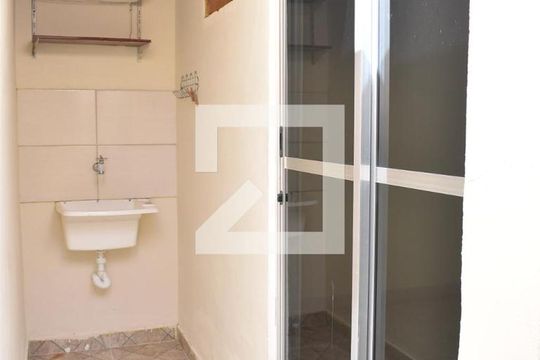 Área de Serviço de casa para alugar com 2 quartos, 110m² em Campo Grande, Rio de Janeiro
