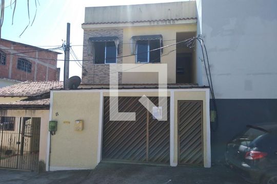 Fachada de casa para alugar com 2 quartos, 110m² em Campo Grande, Rio de Janeiro