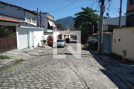 Vista da Rua de casa para alugar com 2 quartos, 110m² em Campo Grande, Rio de Janeiro