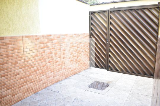 Garagem de casa para alugar com 2 quartos, 110m² em Campo Grande, Rio de Janeiro