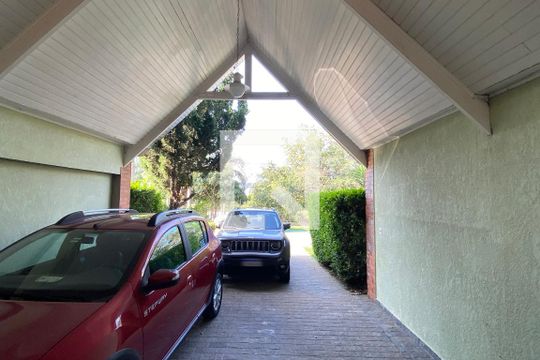 Garagem de casa de condomínio à venda com 4 quartos, 320m² em Alphaville, Santana de Parnaíba