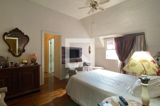 Suíte 1 de casa de condomínio à venda com 4 quartos, 320m² em Alphaville, Santana de Parnaíba
