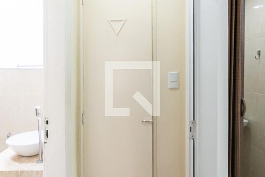 Banheiro Suíte de apartamento à venda com 1 quarto, 50m² em Vila Isabel, Rio de Janeiro
