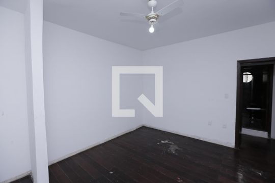 Quarto 2 de casa à venda com 3 quartos, 392m² em Jardim Riacho das Pedras, Contagem