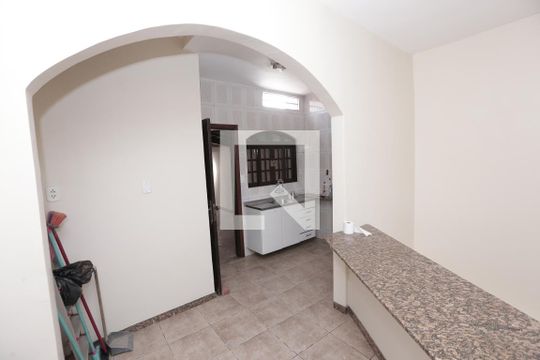 Detalhe de casa à venda com 3 quartos, 392m² em Jardim Riacho das Pedras, Contagem