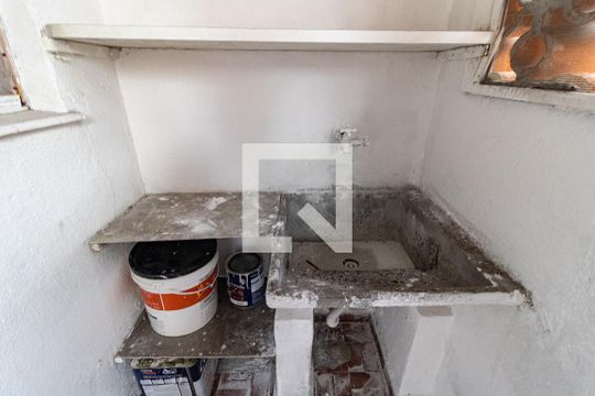 Área de Serviço de apartamento para alugar com 2 quartos, 60m² em Vila Heliopolis, São Paulo