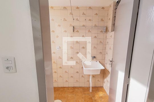 Área de Serviço de apartamento para alugar com 1 quarto, 60m² em Rondônia, Novo Hamburgo