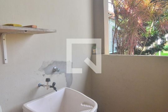 Área de Serviço de casa para alugar com 2 quartos, 70m² em Nossa Senhora das Graças, Canoas