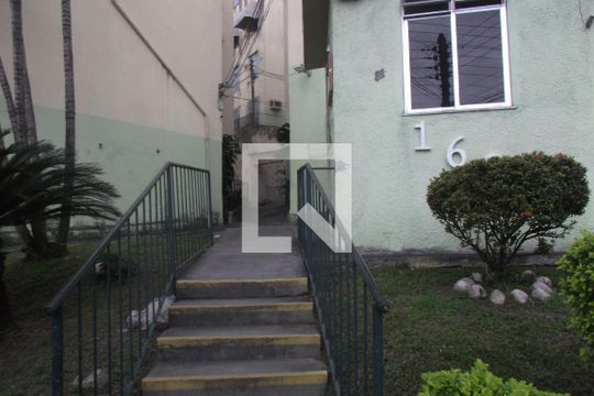 Fachada  de apartamento à venda com 2 quartos, 50m² em Pilares, Rio de Janeiro