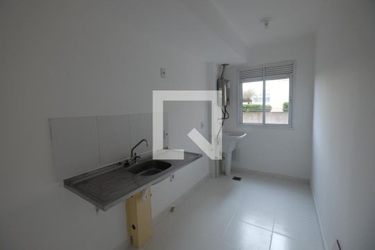 Cozinha de apartamento à venda com 2 quartos, 51m² em Farrapos, Porto Alegre