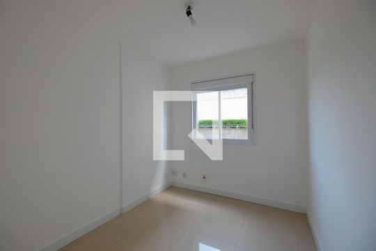 Quarto de apartamento à venda com 2 quartos, 51m² em Farrapos, Porto Alegre