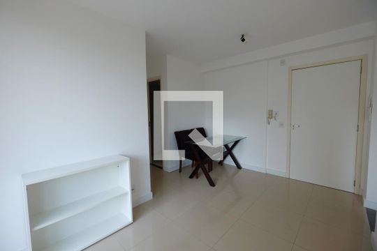 Sala de apartamento à venda com 2 quartos, 51m² em Farrapos, Porto Alegre