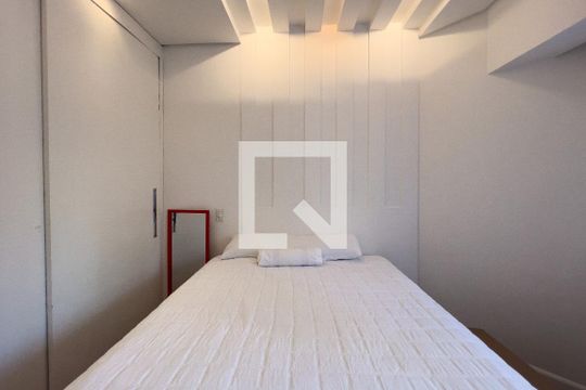 Quarto de apartamento à venda com 1 quarto, 52m² em Vila Olímpia, São Paulo