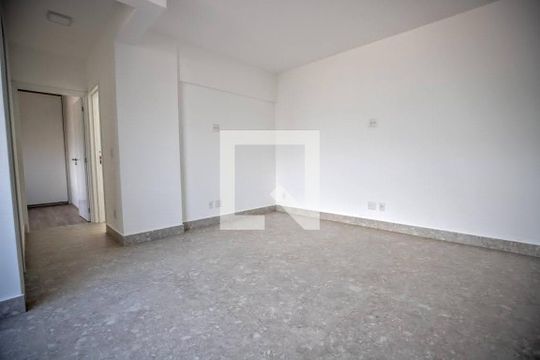 Sala de apartamento à venda com 2 quartos, 66m² em Santa Efigênia, Belo Horizonte