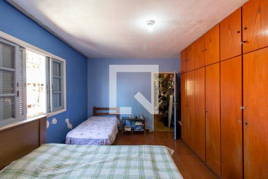 Casa 1 - Quarto 2 de casa à venda com 4 quartos, 225m² em Vila São Geraldo, São Paulo