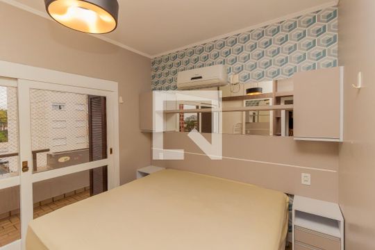 Quarto 1 de apartamento à venda com 3 quartos, 212m² em Centro, Novo Hamburgo