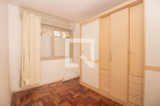 Quarto 2 de apartamento para alugar com 2 quartos, 96m² em Jardim Leopoldina, Porto Alegre