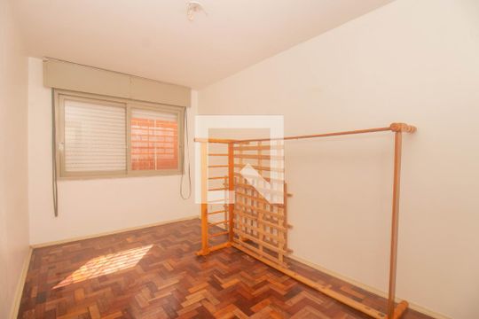 Quarto 1 de apartamento para alugar com 2 quartos, 96m² em Jardim Leopoldina, Porto Alegre