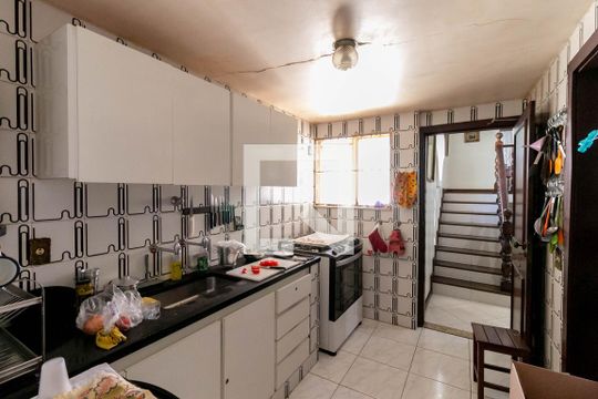 Cozinha e Área de Serviço de casa à venda com 4 quartos, 360m² em Álvaro Camargos, Belo Horizonte