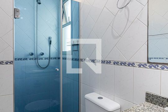 Banheiro 2 de apartamento para alugar com 3 quartos, 72m² em Vila Carlos de Campos, São Paulo