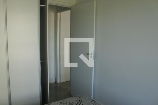 Quarto 2 de apartamento à venda com 2 quartos, 70m² em Usina Piratininga, São Paulo