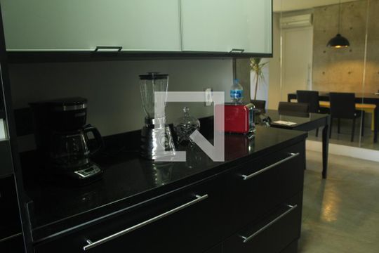Cozinha de apartamento à venda com 2 quartos, 70m² em Usina Piratininga, São Paulo