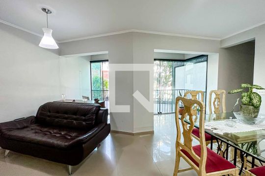 Sala de apartamento para alugar com 3 quartos, 99m² em Santa Teresinha, São Paulo