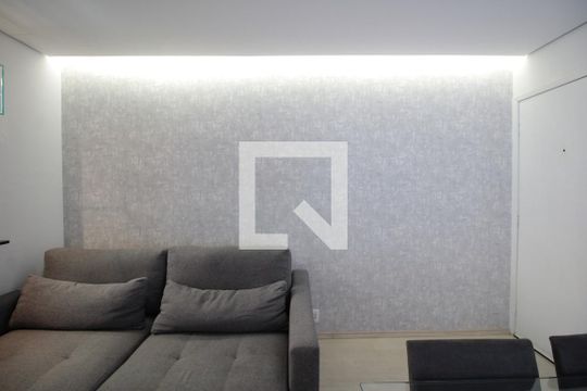 Sala de apartamento para alugar com 3 quartos, 70m² em Castelo, Belo Horizonte