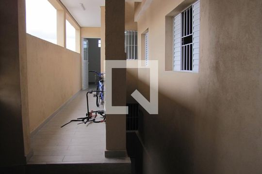 Área comum de casa à venda com 12 quartos, 400m² em Parque Cisper, São Paulo