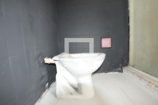 Banheiro de apartamento à venda com 2 quartos, 100m² em Jardim America, Rio de Janeiro