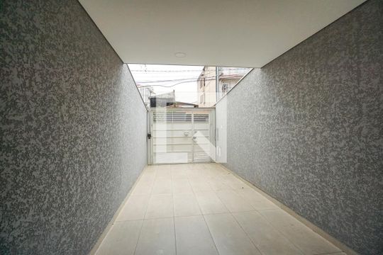 Garagem de casa à venda com 3 quartos, 106m² em Vila Santa Isabel, São Paulo