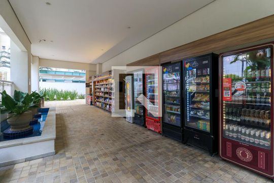 Área comum - Mercado de apartamento para alugar com 2 quartos, 107m² em Vila Cruzeiro, São Paulo