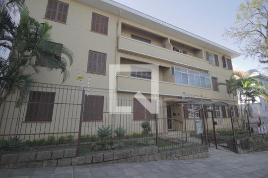 Fachada do Prédio de apartamento à venda com 3 quartos, 80m² em Petrópolis, Porto Alegre