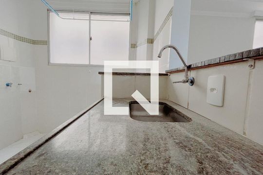 Cozinha de apartamento à venda com 2 quartos, 50m² em Vila Joao Jorge, Campinas