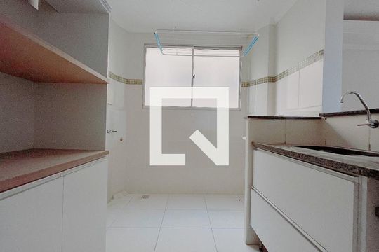 Cozinha de apartamento à venda com 2 quartos, 50m² em Vila Joao Jorge, Campinas