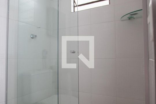 Banheiro Social de casa à venda com 2 quartos, 360m² em Copacabana , Belo Horizonte