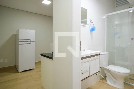 Banheiro de kitnet/studio à venda com 1 quarto, 20m² em Centro, São Caetano do Sul