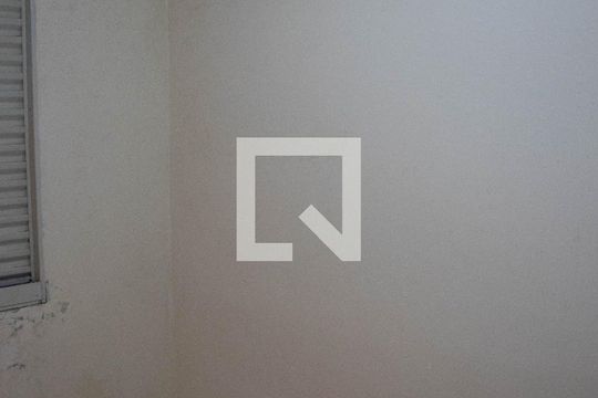 Quarto 1 de apartamento para alugar com 2 quartos, 57m² em Vila Carmosina, São Paulo