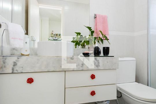 Banheiro da Suíte 1 de apartamento à venda com 3 quartos, 140m² em Vila Milton, Guarulhos