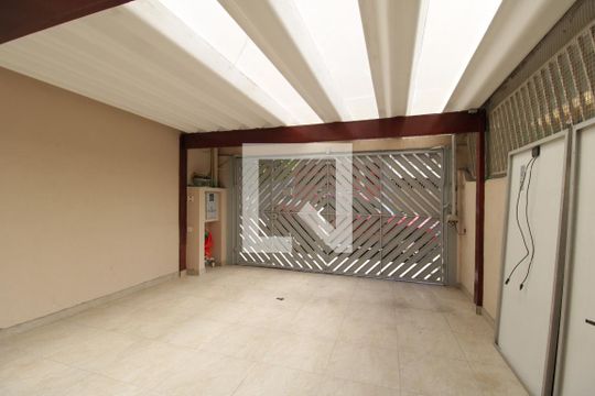 Garagem de casa à venda com 2 quartos, 105m² em Parque Boturussu, São Paulo