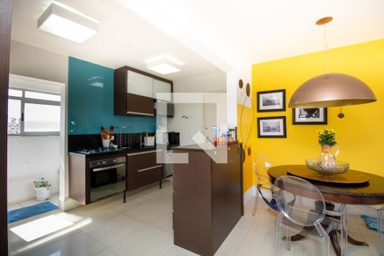 Cozinha  de apartamento à venda com 3 quartos, 113m² em Planalto Paulista, São Paulo